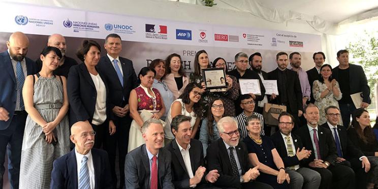 ONU y AFP premian investigación periodística sobre fosas clandestinas en México